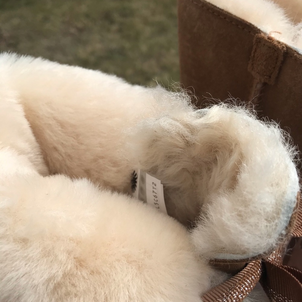 UGG Customizable Bailey Bow II - Picture 8 of 8